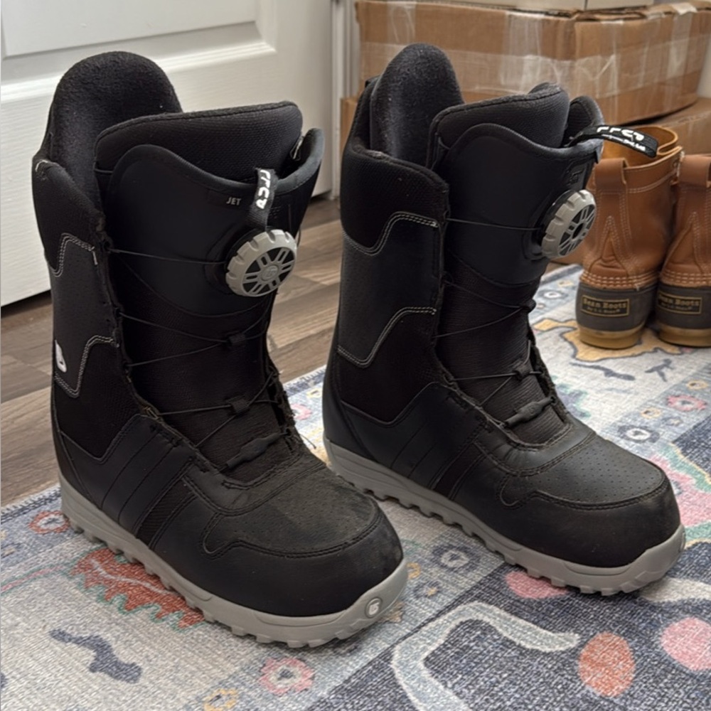 Burton Men’s Snowboarding Boots size 10 - Phantom